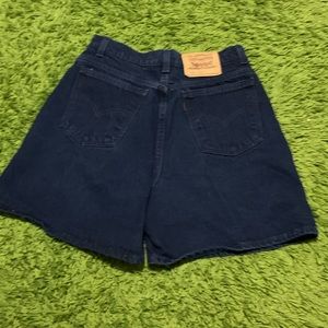 80s Levi Dark Denim High waist Shorts 36920